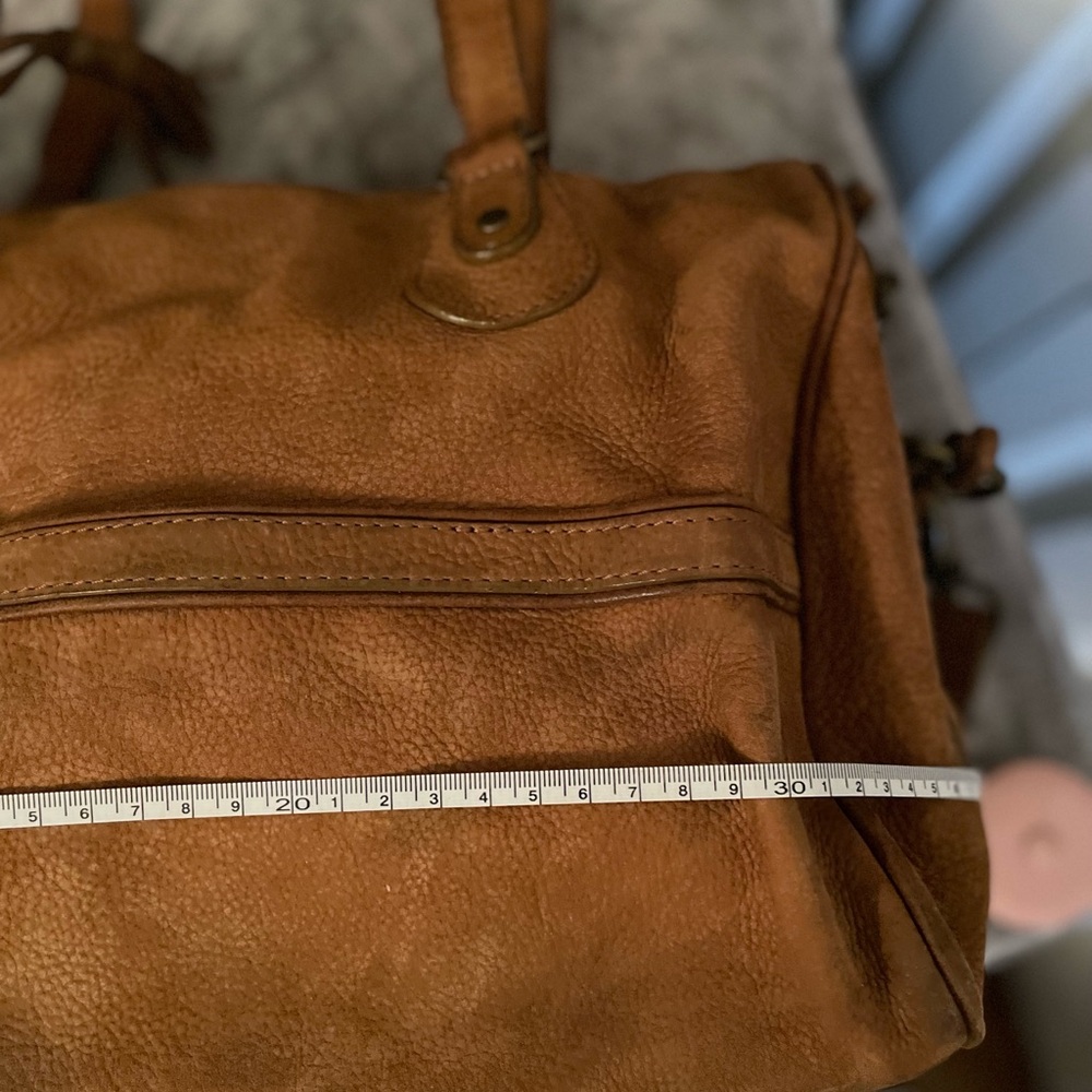 Comptoir Des Cotonniers Tan Leather Tassel Shoulder Bag - Picture 4 of 6